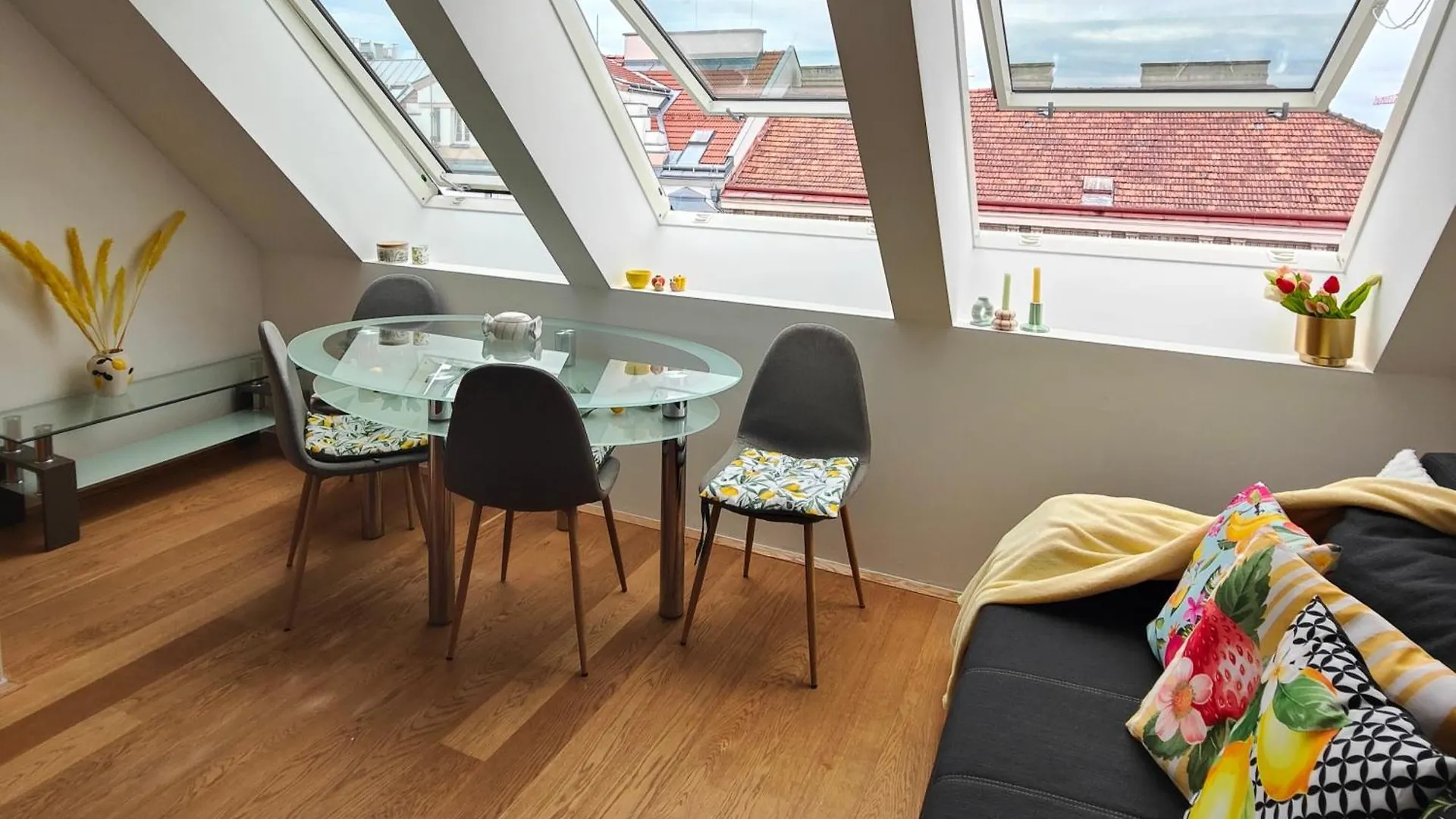 Apartment With A Terrace Wiedeń