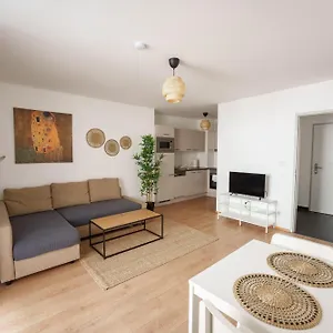 Apartament 1100, Viena
