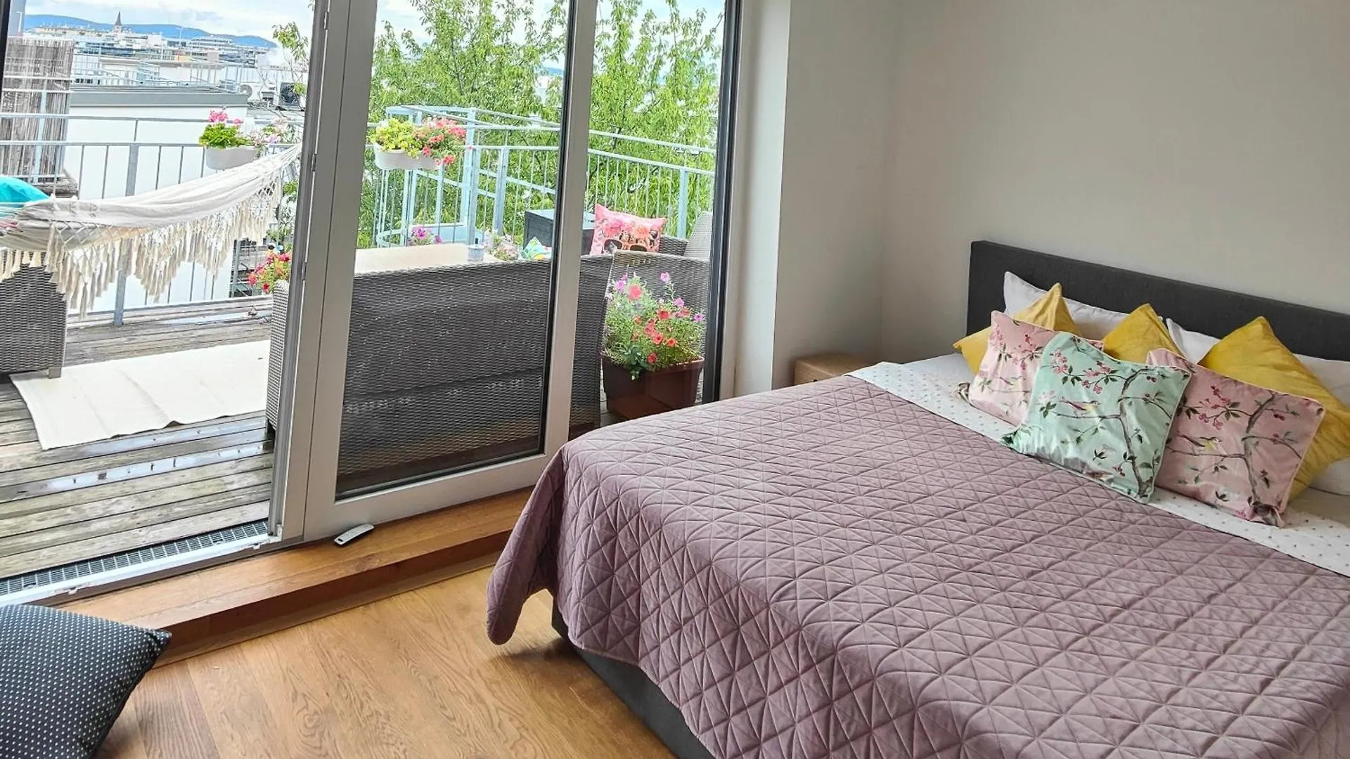 Apartment With A Terrace Viena Áustria